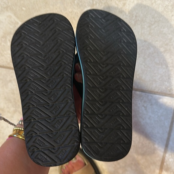 Reef Ahi Sandals Tropical Dream Flip Flops 13/1 Kids - Picture 3 of 5